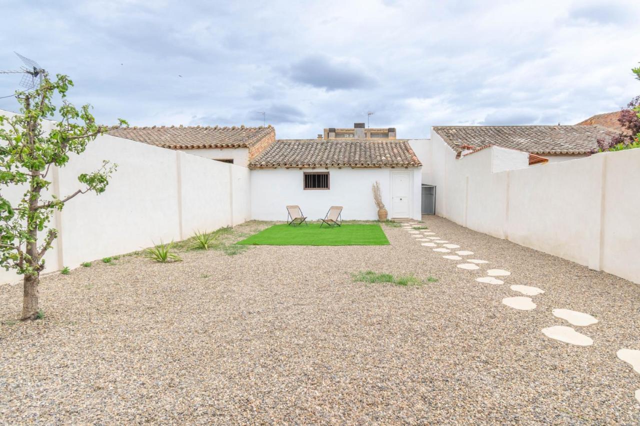 Casa Bardena Negra, Comodo Alojamiento Para Visitar Las Bardenas Y Sendaviva Fustinana Bagian luar foto